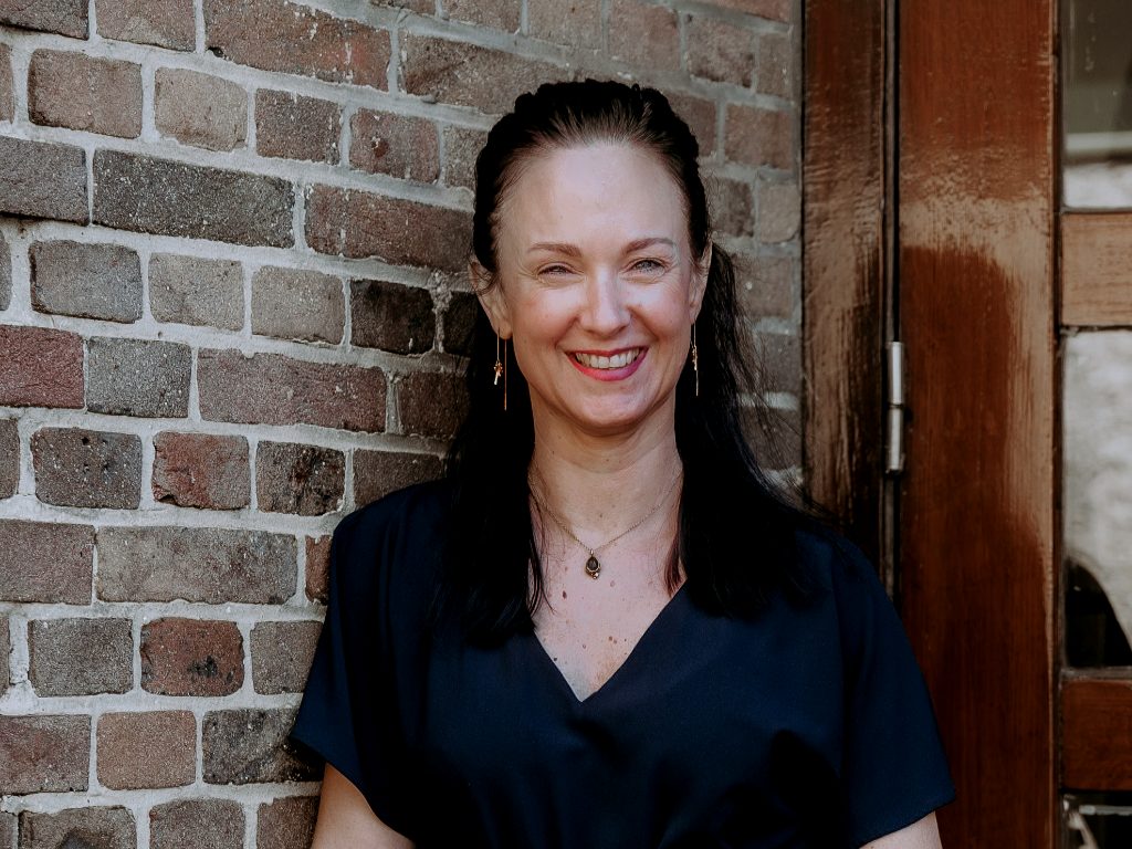 Ellen Hendriks, Buitengewoon Ambtenaar Burgerlijke Stand (BABS)